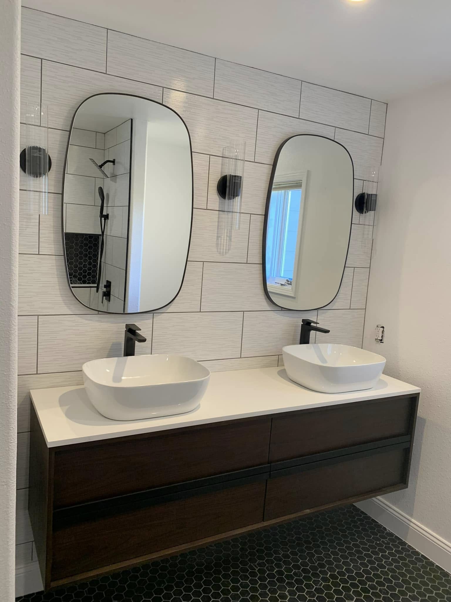 bathroom remodeling San Francisco handyman repairing bathroom